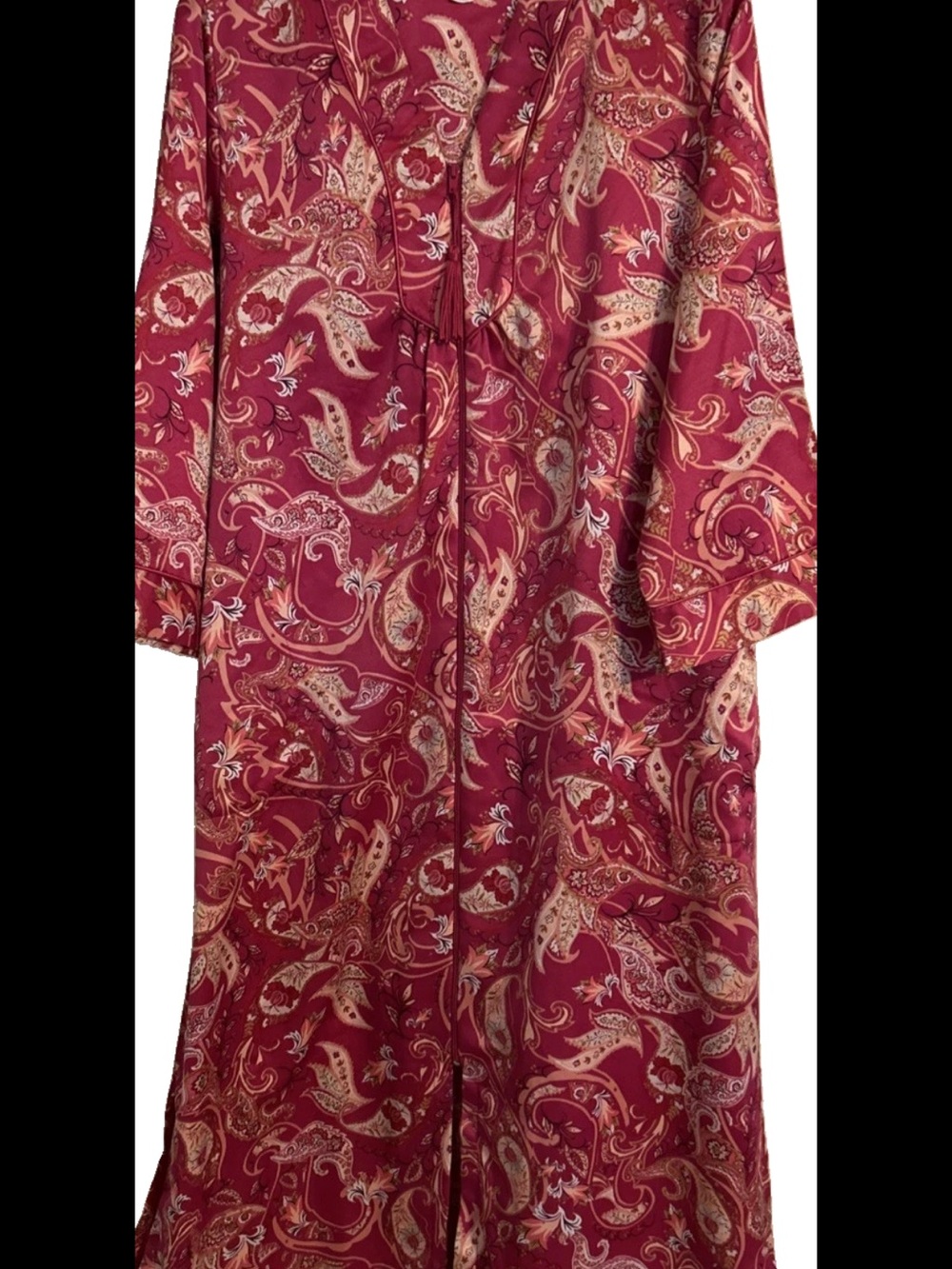 Miss Elaine Pink Paisley Zip
Front Caftan Robe Cozy
Granny Core Housecoat M RARE